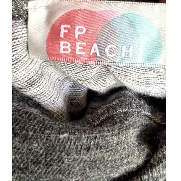 Free People FP Beach Pullover Top Sweater Women Gray Comfort Swim Swimwear - Picture 3 of 9